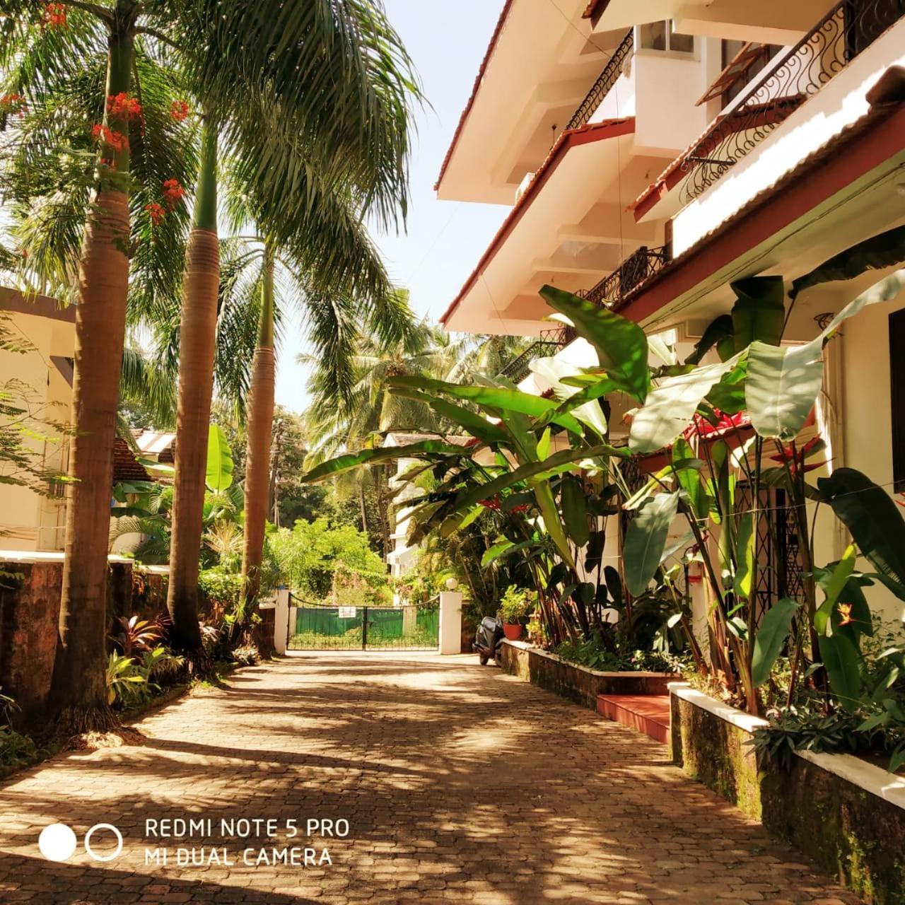 Diana Apartments Candolim Exterior photo